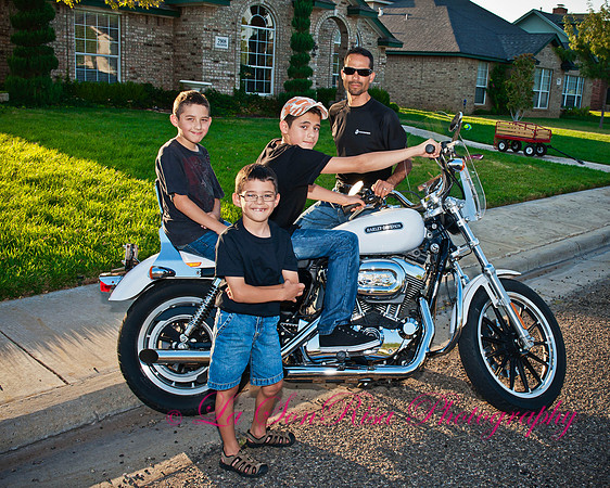 Armando Avila Family